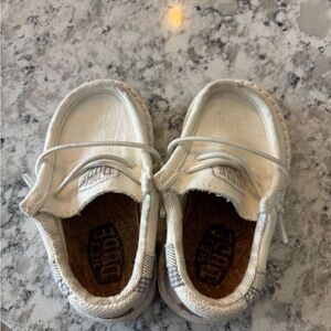 Kids /toddler White Canvas Slip-On Shoes with Elastic Laces
